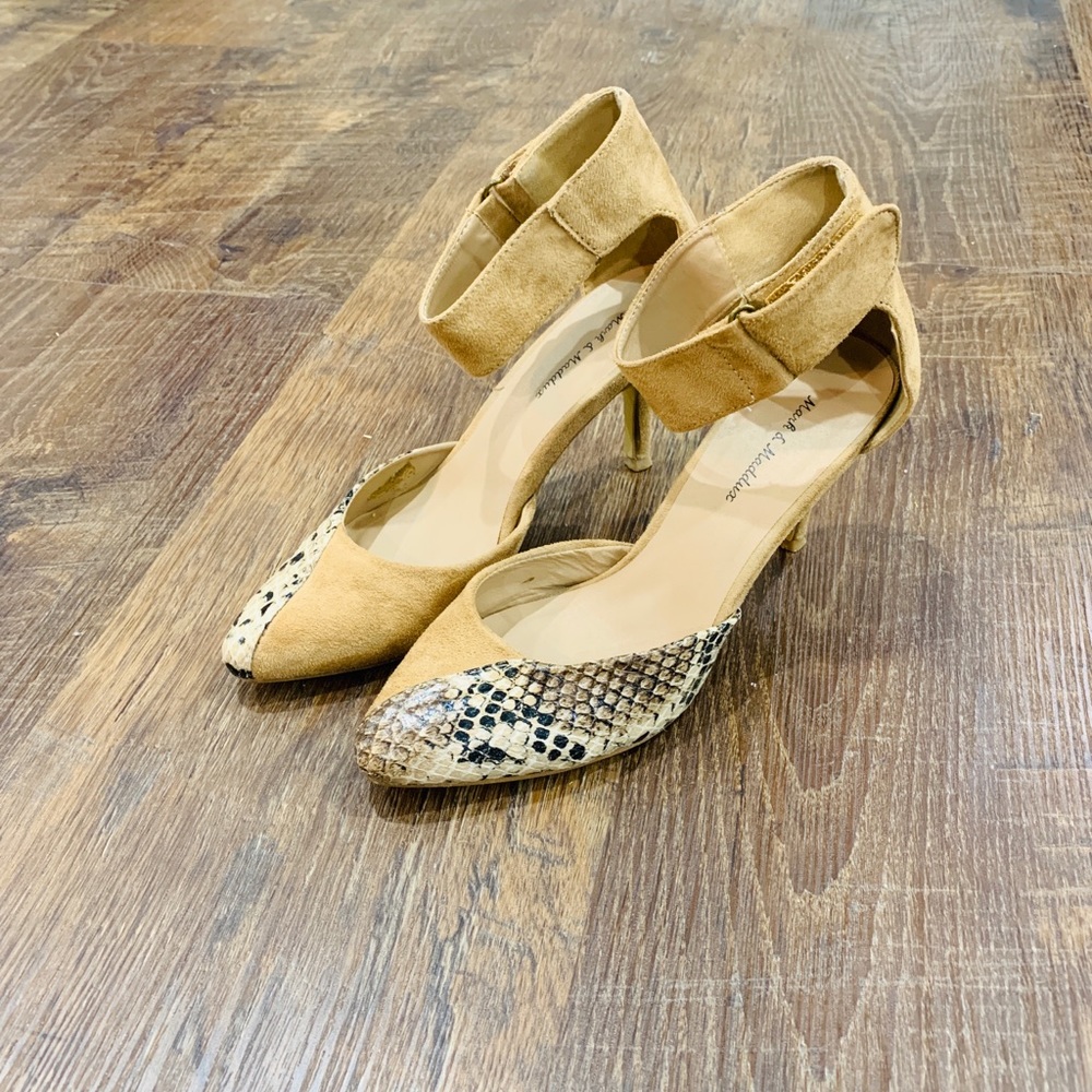 Snake skin kitten heels
